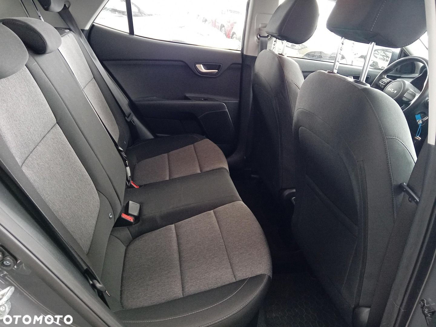 Kia Stonic - 16