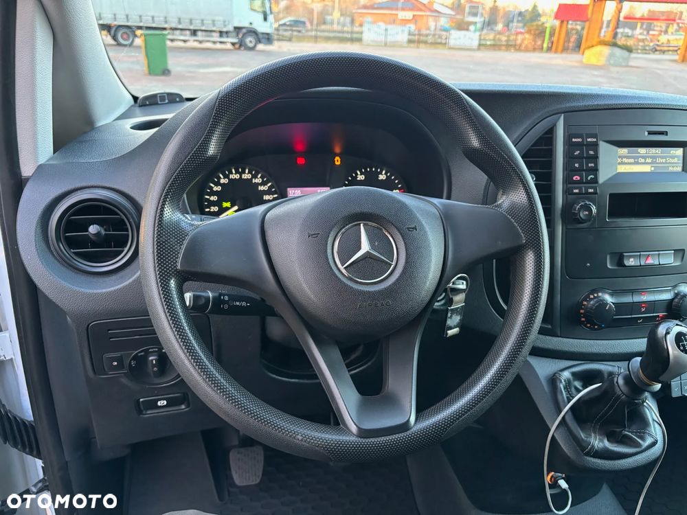 Mercedes-Benz Vito - 34