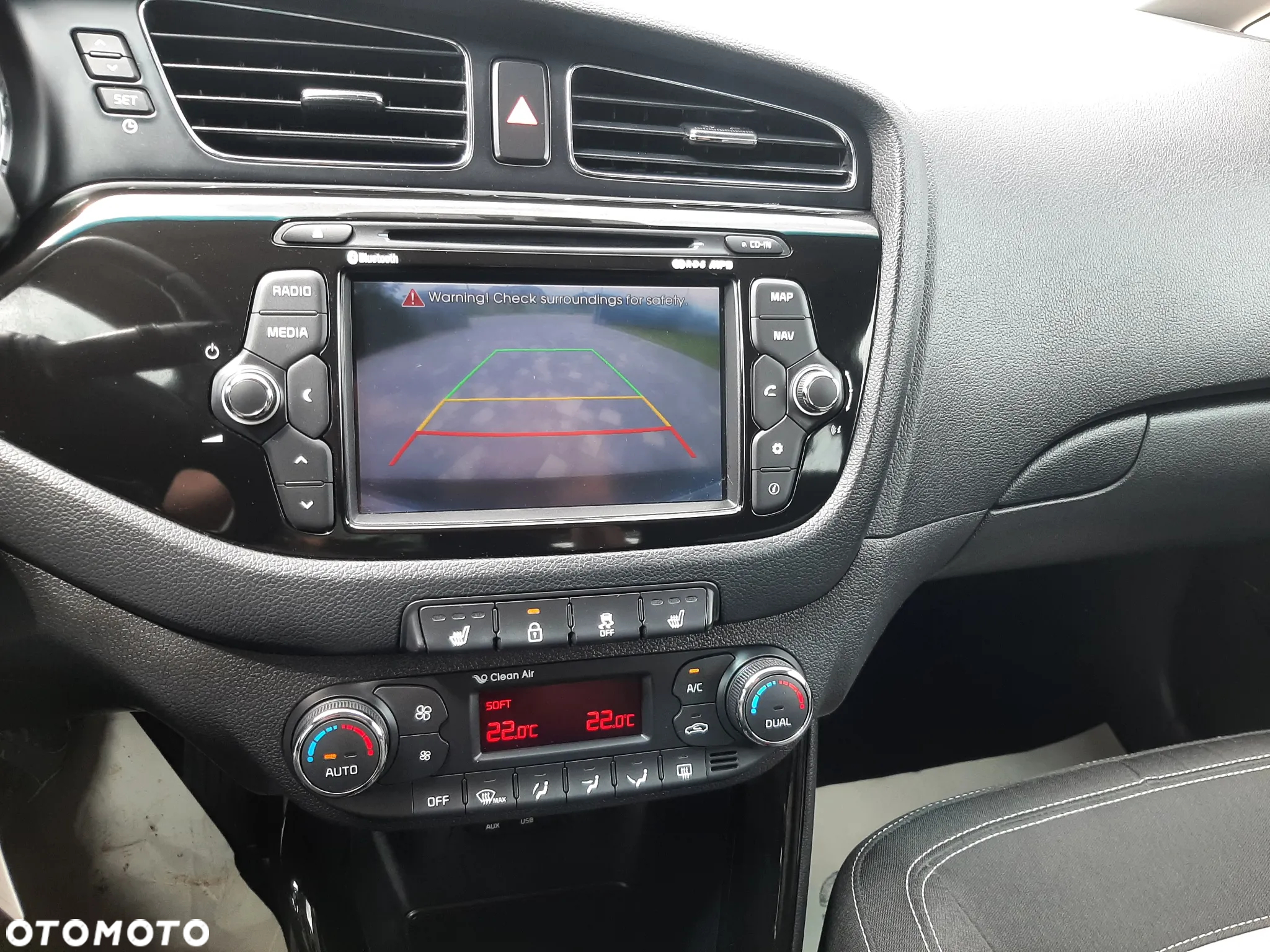 Kia Ceed 1.6 CRDi 128 Platinum Edition - 4