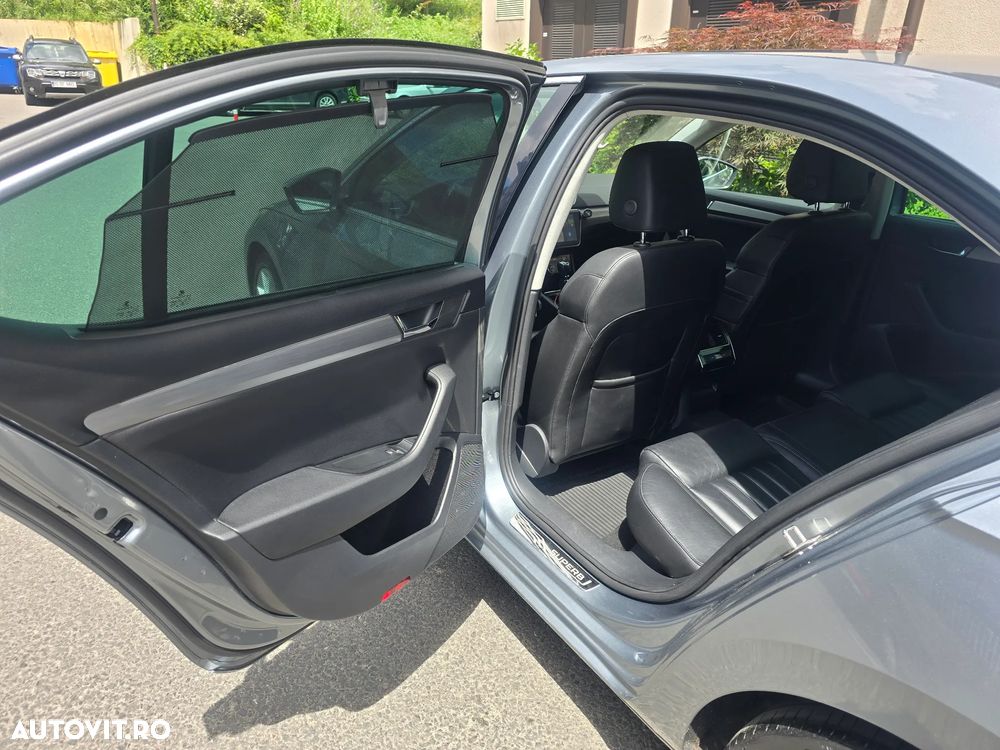 Skoda Superb 2.0 TDI DSG 4X4 Style - 2