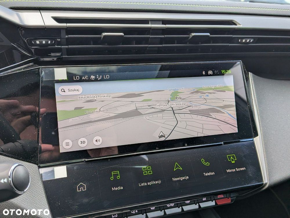 Peugeot 408 - 23