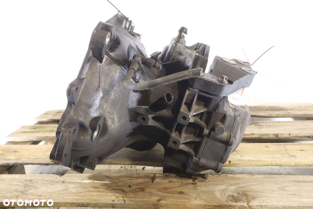 SKRZYNIA BIEGÓW 6 BIEGOWA OPEL CORSA D LIFT 1.3CDTI U6E374 - 3