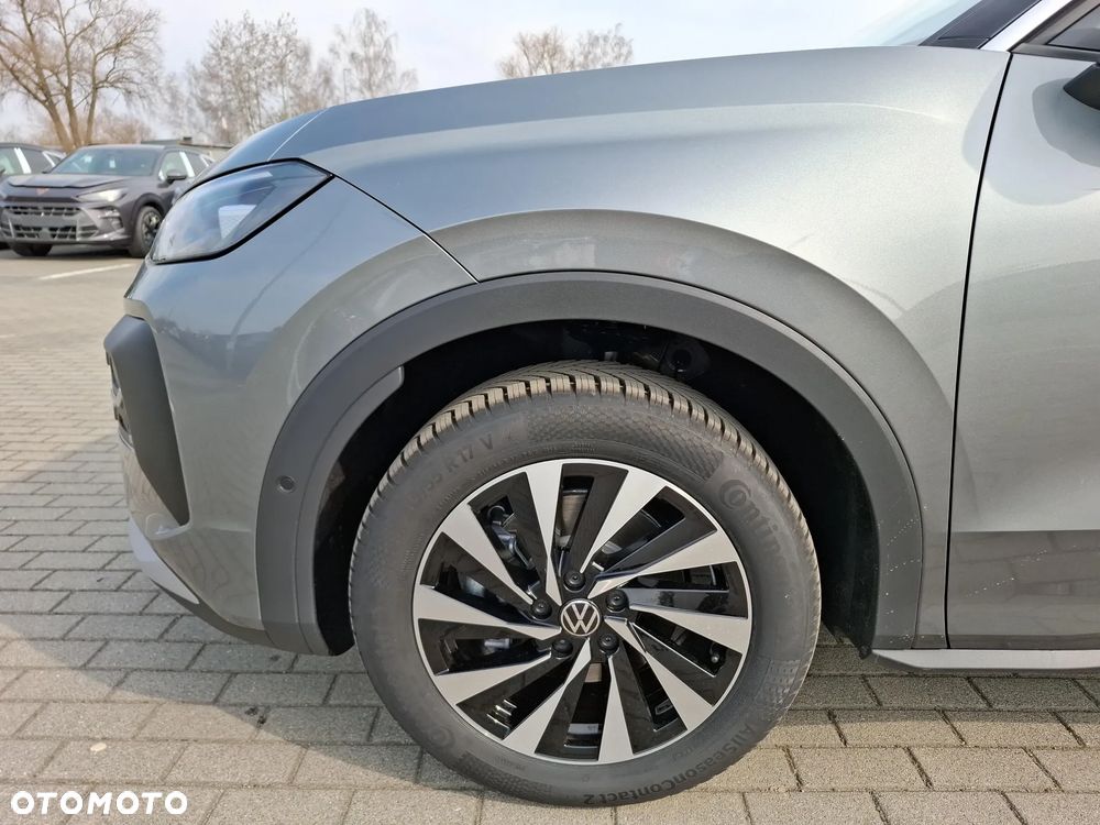 Volkswagen T-Roc - 12