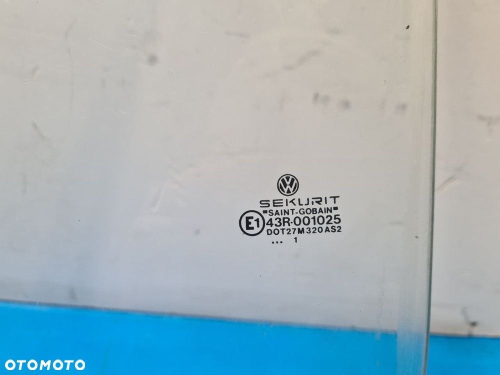 SZYBA DRZWI PRZÓD LEWA VOLKSWAGEN TRANSPORTER T4 - 2