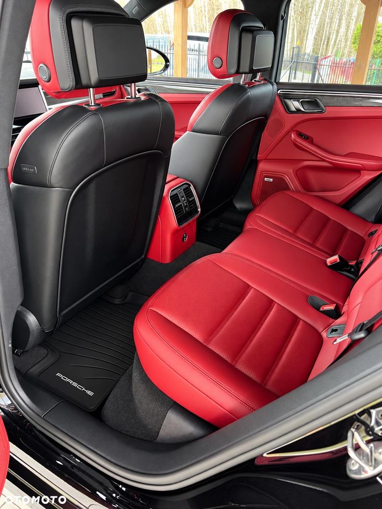 Porsche Macan - 4