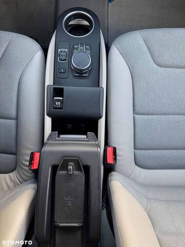 BMW i3 120 Ah - 22