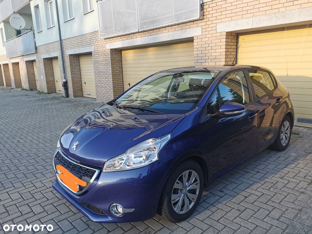 Peugeot 208 - 2