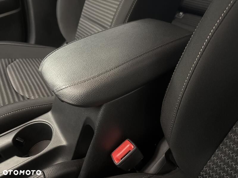 Kia Ceed 1.5 T-GDI M - 19