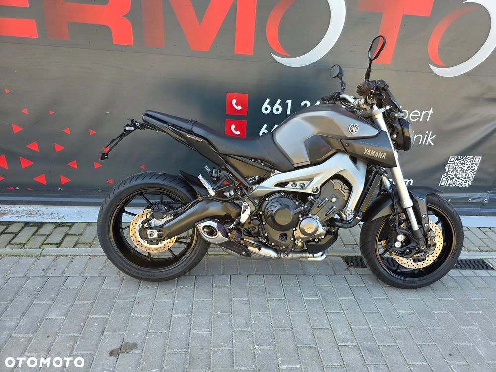 Yamaha MT - 27