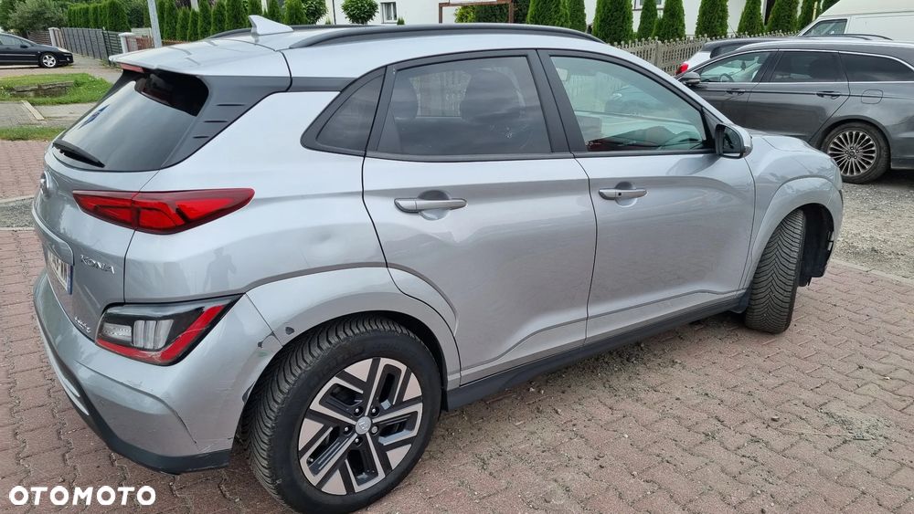 Hyundai Kona Business - 12