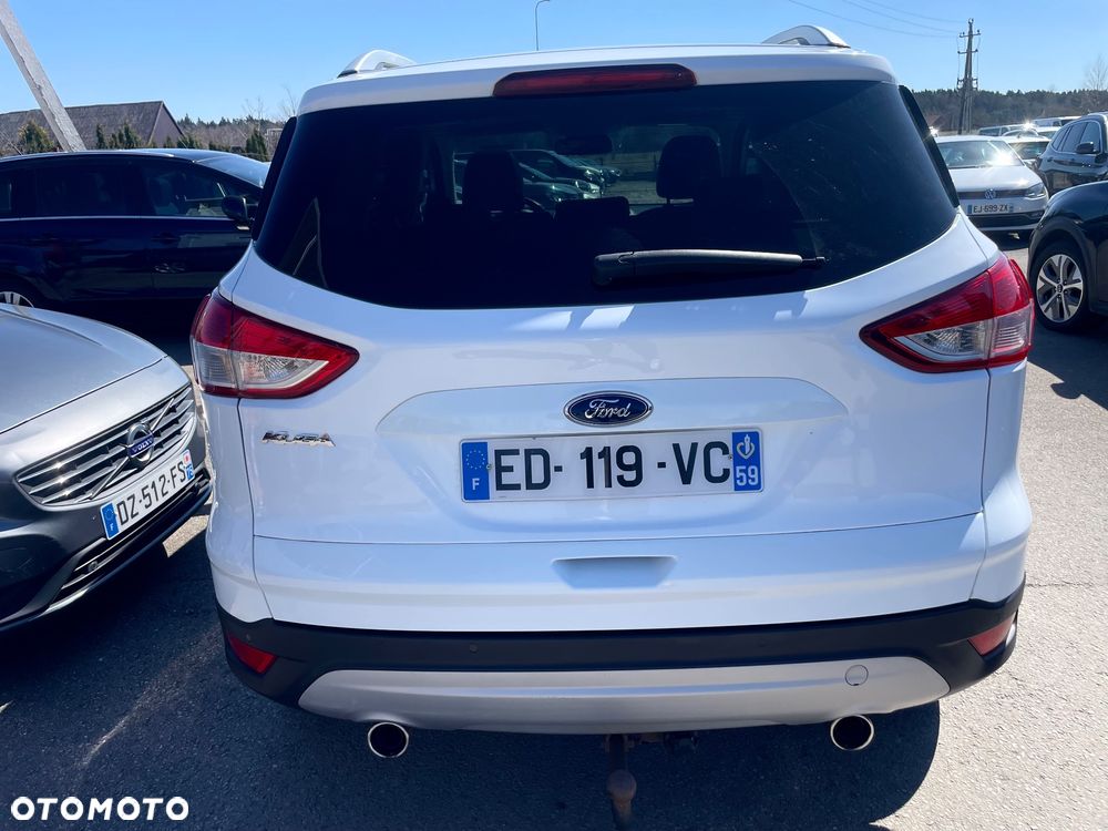 Ford Kuga 2.0 TDCi 2x4 Titanium - 10