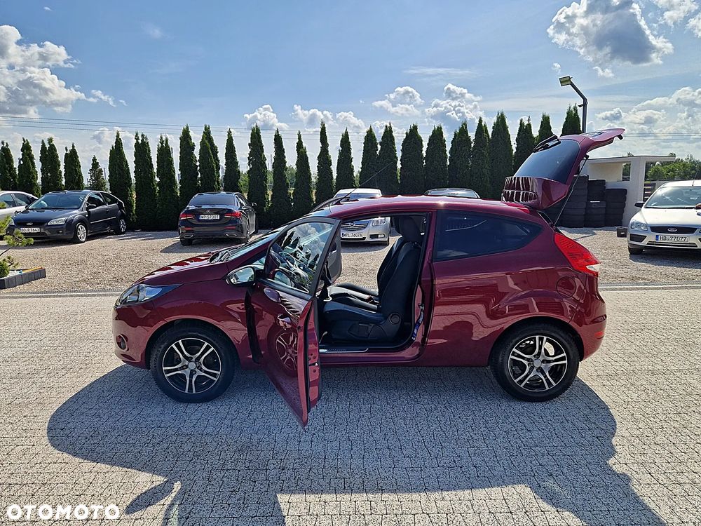 Ford Fiesta 1.25 Platinium X - 16