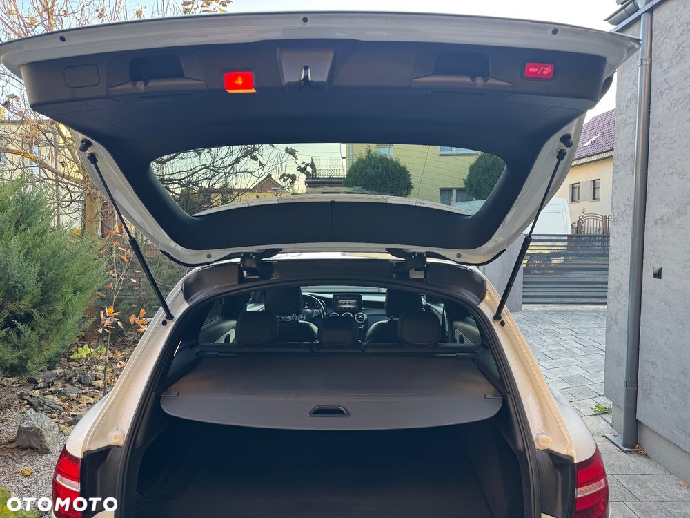 Mercedes-Benz GLC 250 d 4Matic 9G-TRONIC - 12