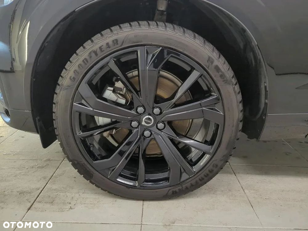 Volvo XC 60 T6 Plug-In Hybrid AWD Plus Black Edition - 15