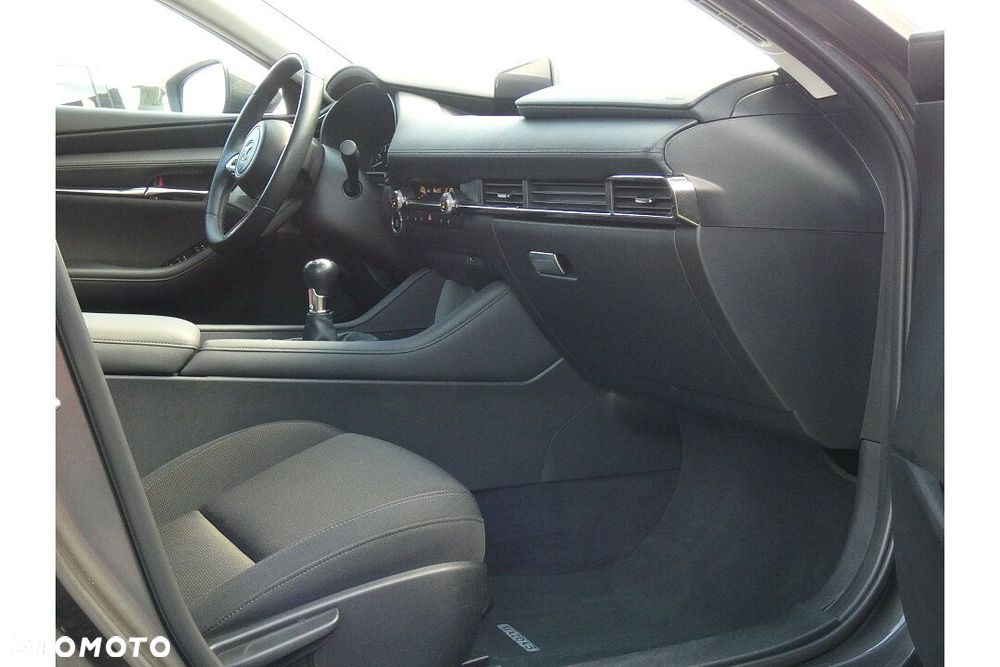 Mazda 3 2.0 mHEV Hikari - 9