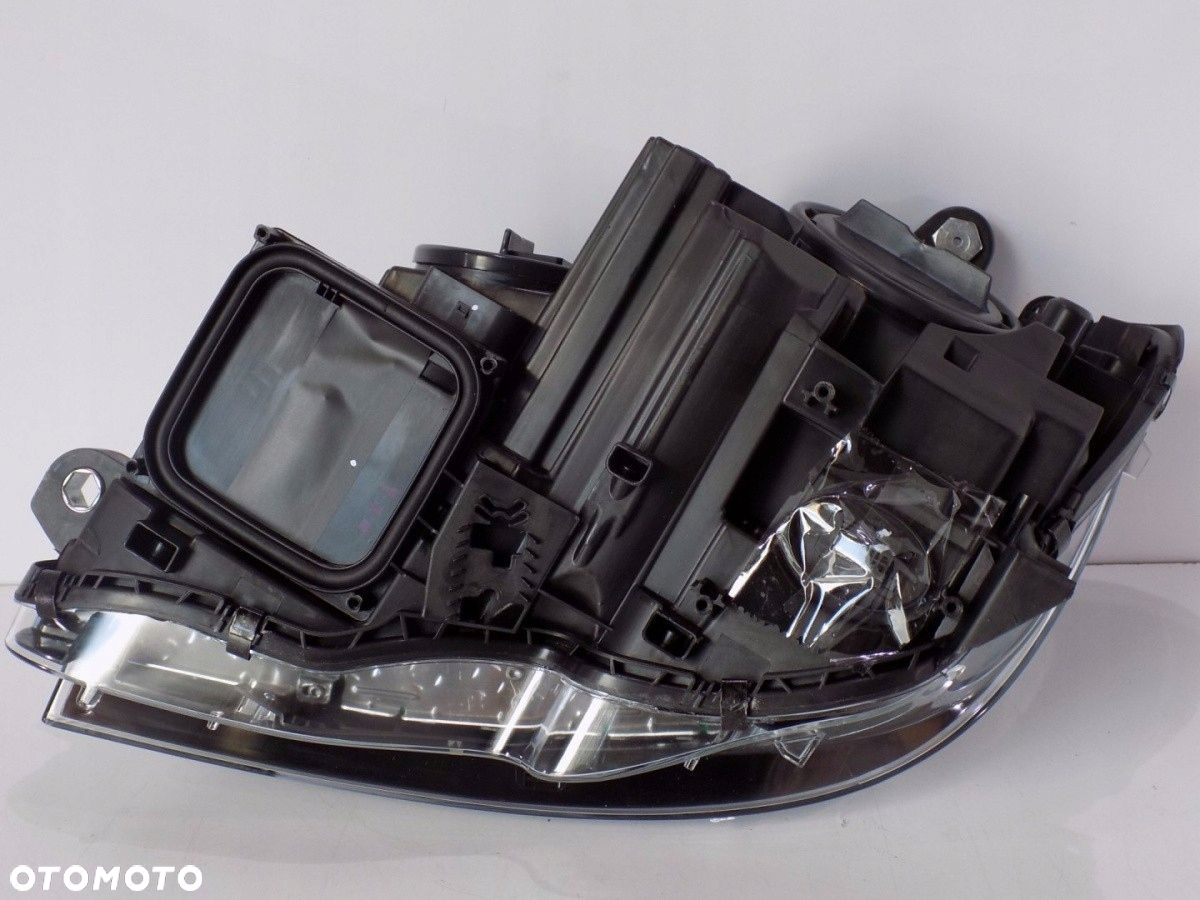 Mercedes W204 C Klasa Lampa ILS R - 2805 - 9