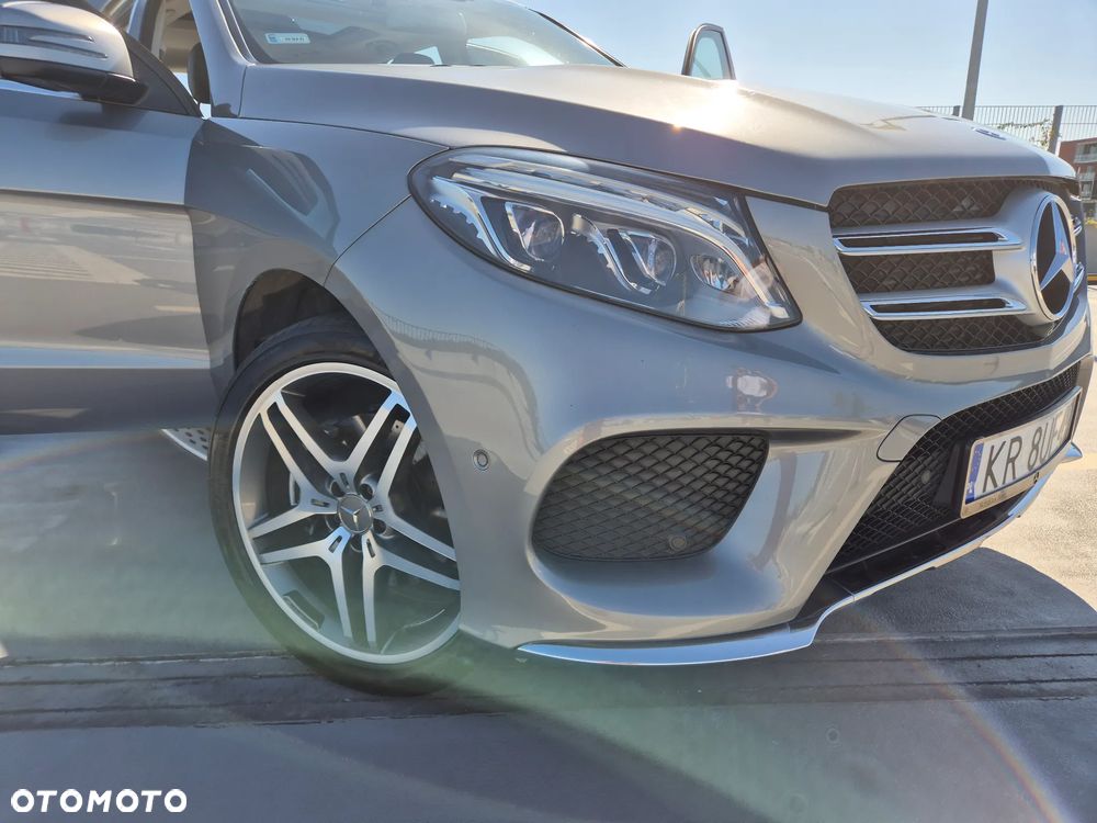 Mercedes-Benz GLE - 18