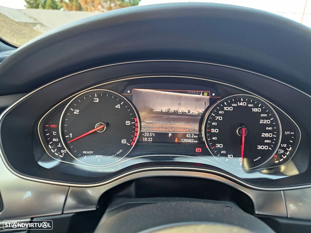 Audi A6 3.0 TDI V6 quattro Sport S tronic C.Diesel — fotografia 18