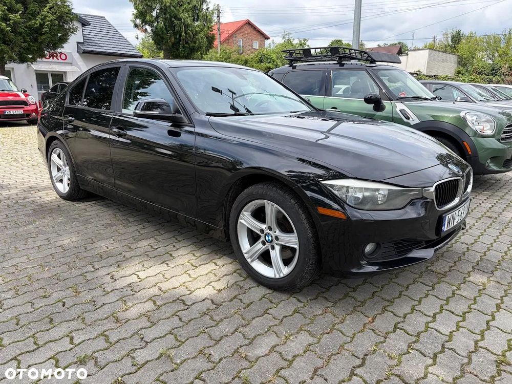 BMW Seria 3 328i xDrive - 2