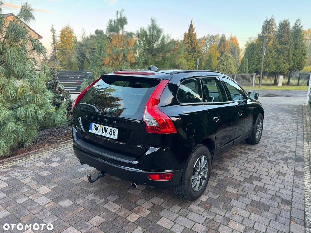 Volvo XC 60 D5 AWD Edition Pro - 4