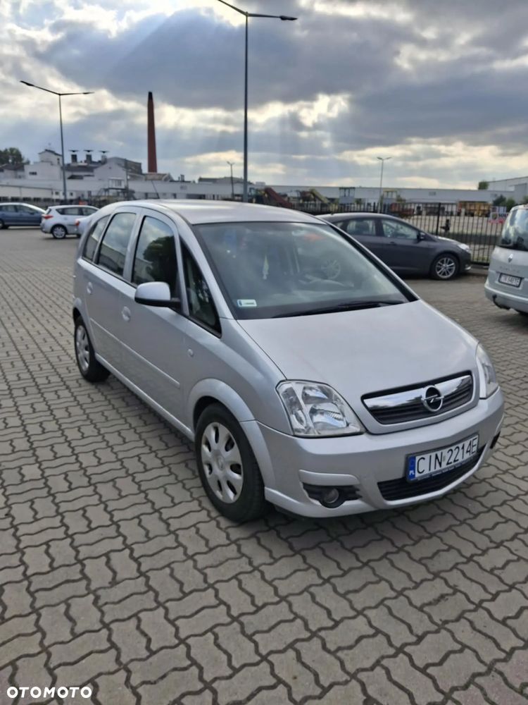 Opel Meriva - 8