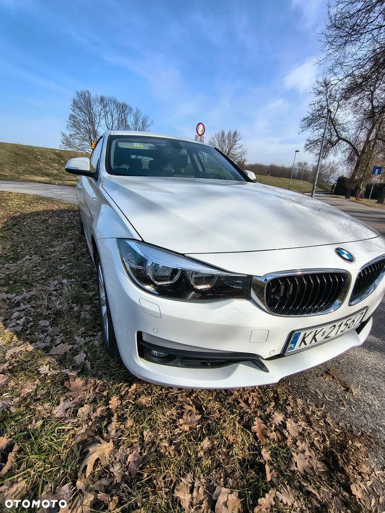 BMW 3GT 320i xDrive - 3
