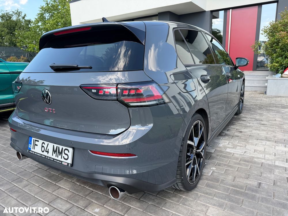 Volkswagen Golf - 3