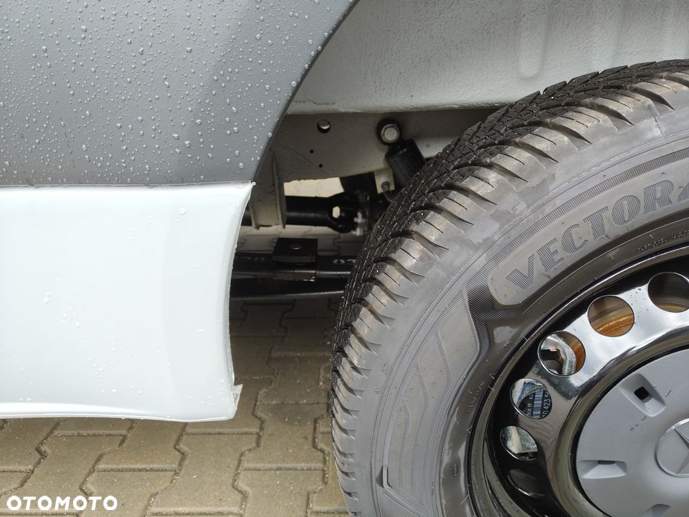 Mercedes-Benz Sprinter 317 CDI Furgon Ekstra długi 4325+mm Brygadówka - 12