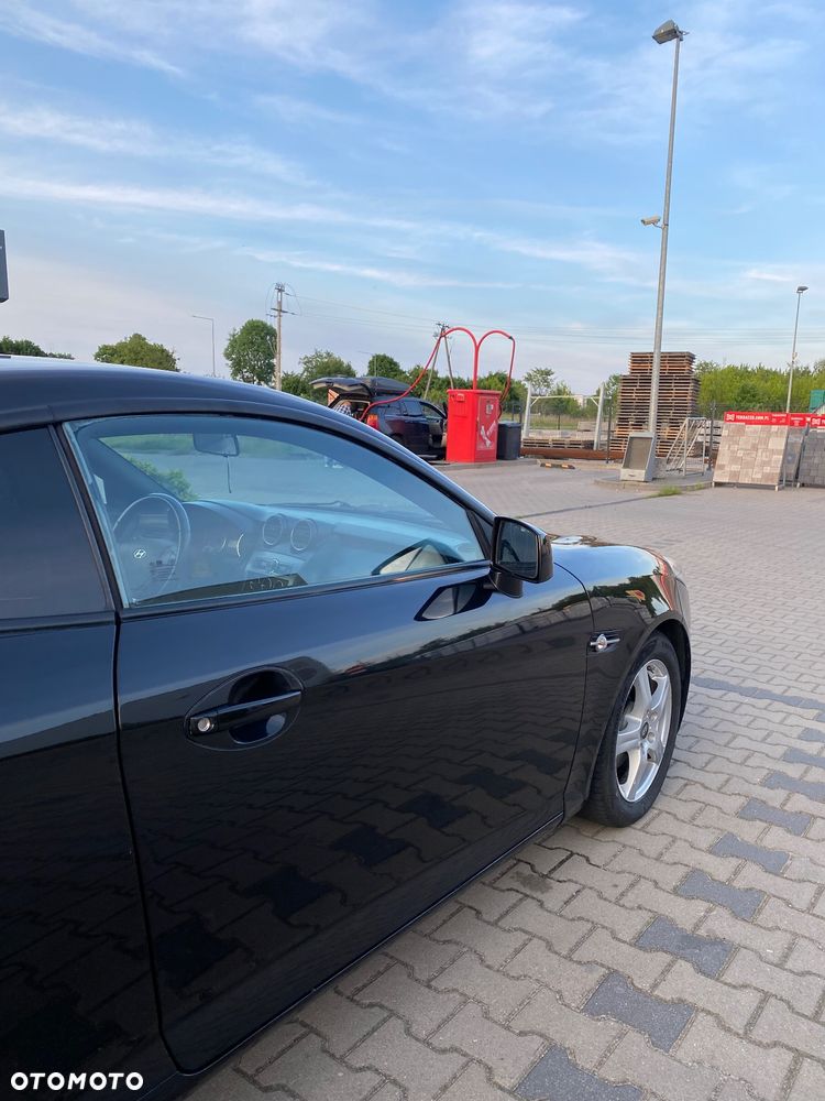 Hyundai Coupe - 6