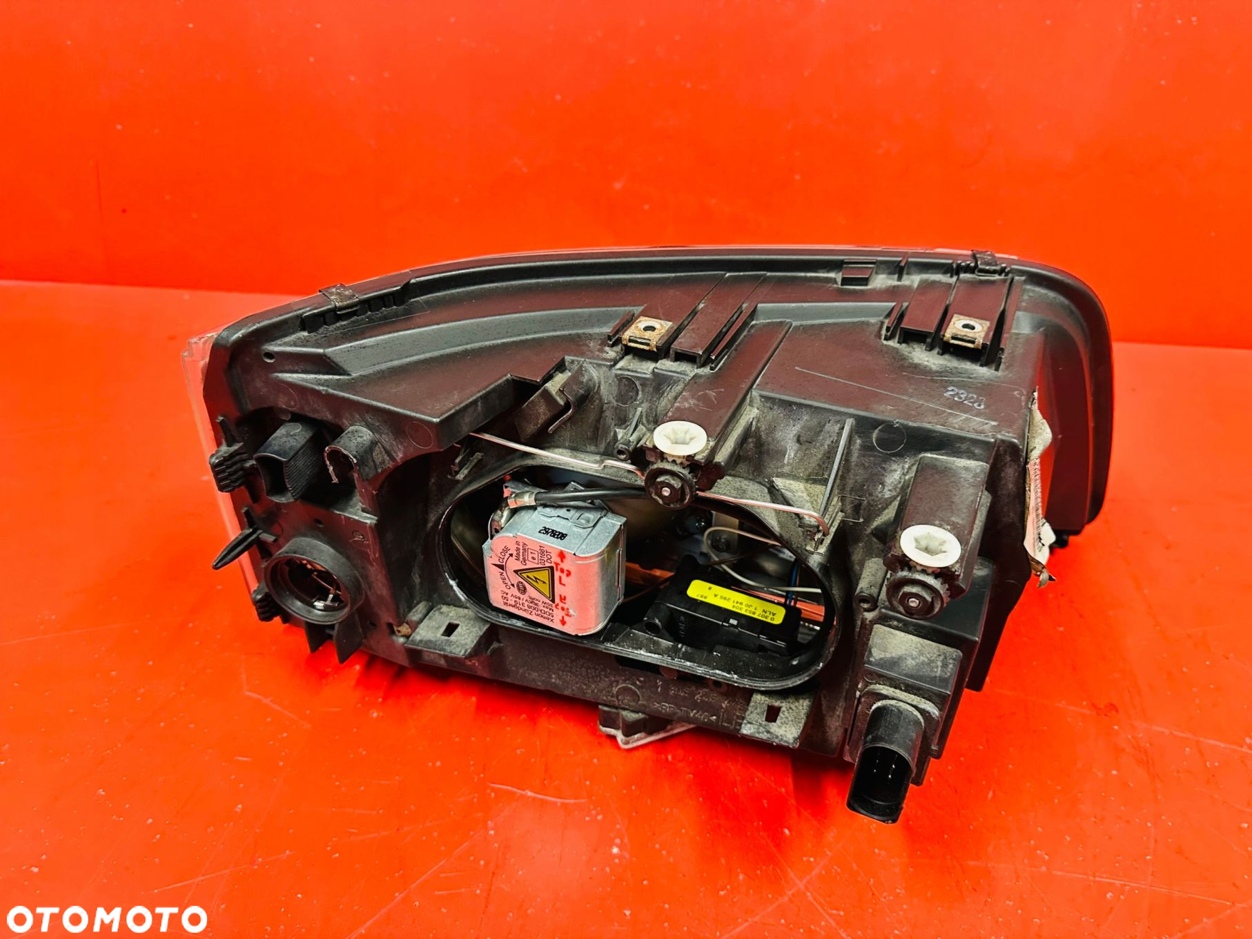 LAMPA LEWA VW T5 MULTIVAN BI XENON BDB EUROPA PROJEKTZWO - 6
