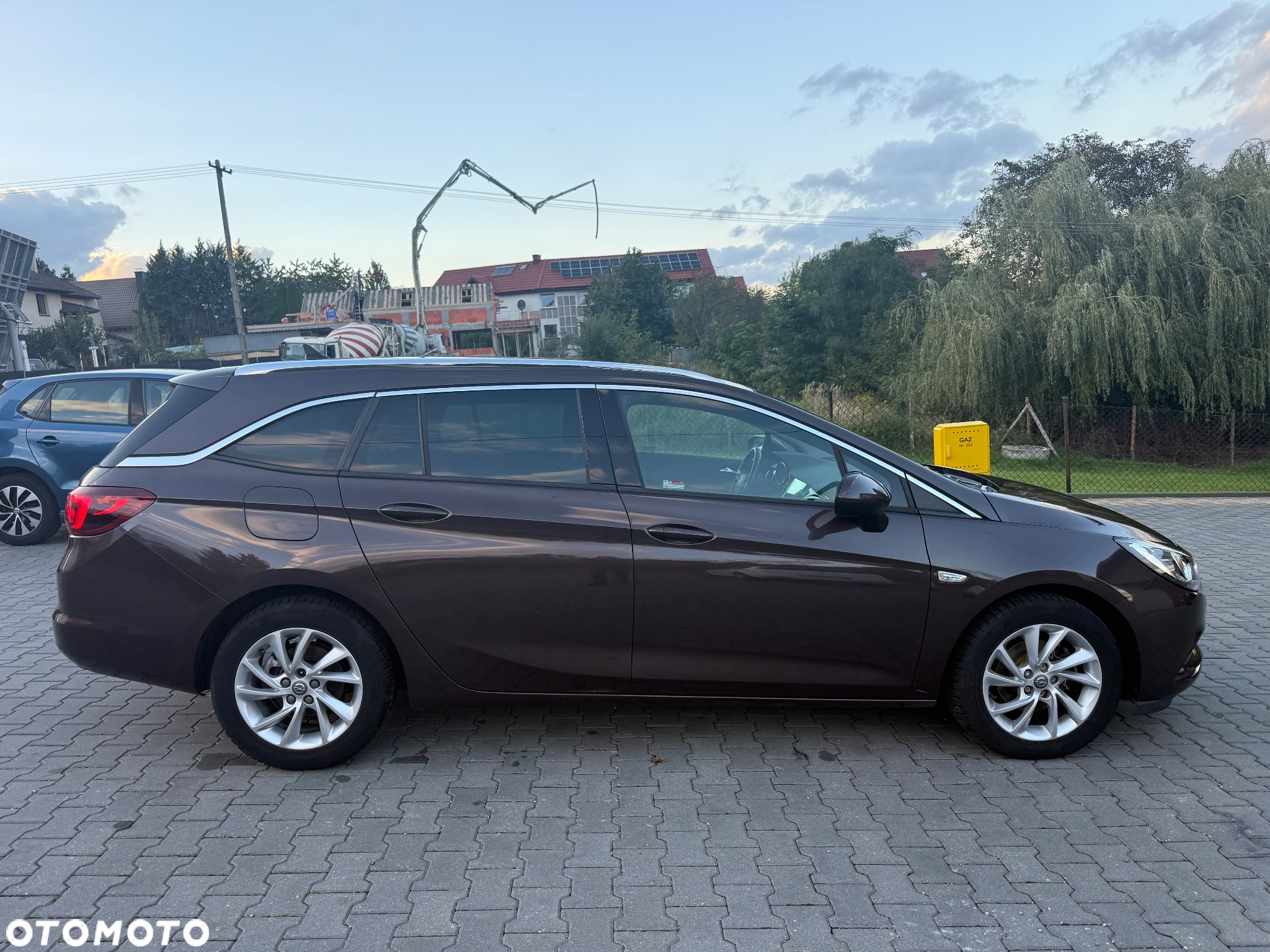 Opel Astra 1.4 Turbo Start/Stop Sports Tourer Innovation - 4
