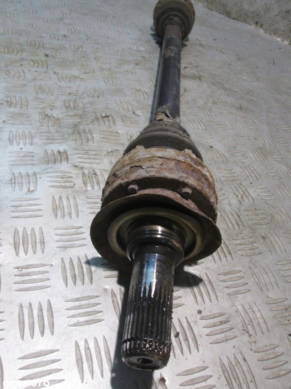 PÓŁOŚ PRAWA TYŁ PRZEGUBY BMW E46 2.0 B - 3