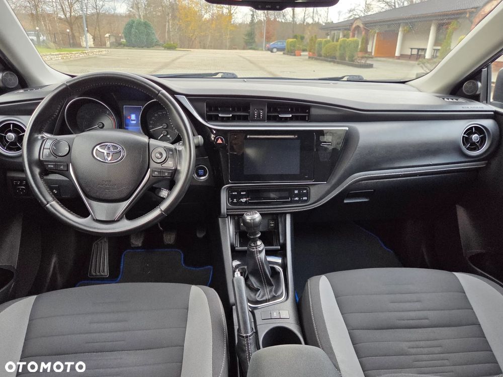 Toyota Auris 1.2 Turbo Executive - 24