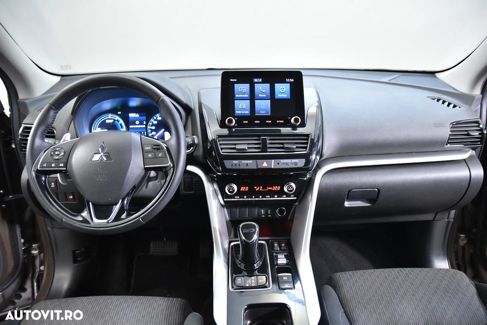Mitsubishi Eclipse-Cross - 10