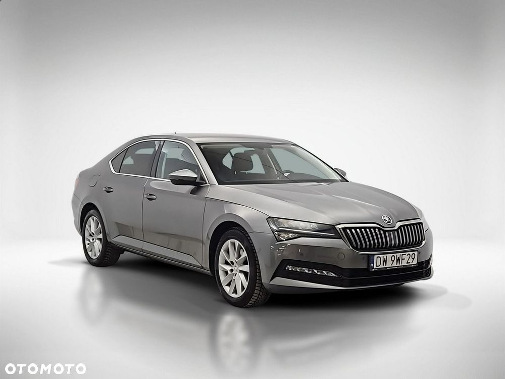 Skoda Superb 2.0 TDI SCR Ambition DSG - 8