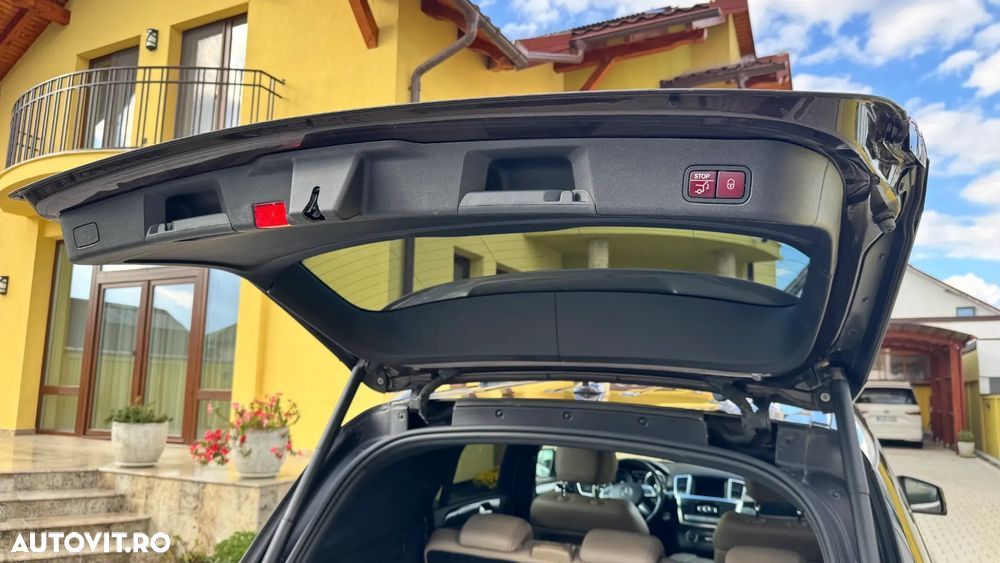 Mercedes-Benz ML 350 BlueTec 4MATIC Aut - 15