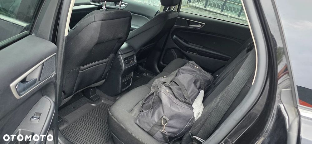 Ford Edge - 19