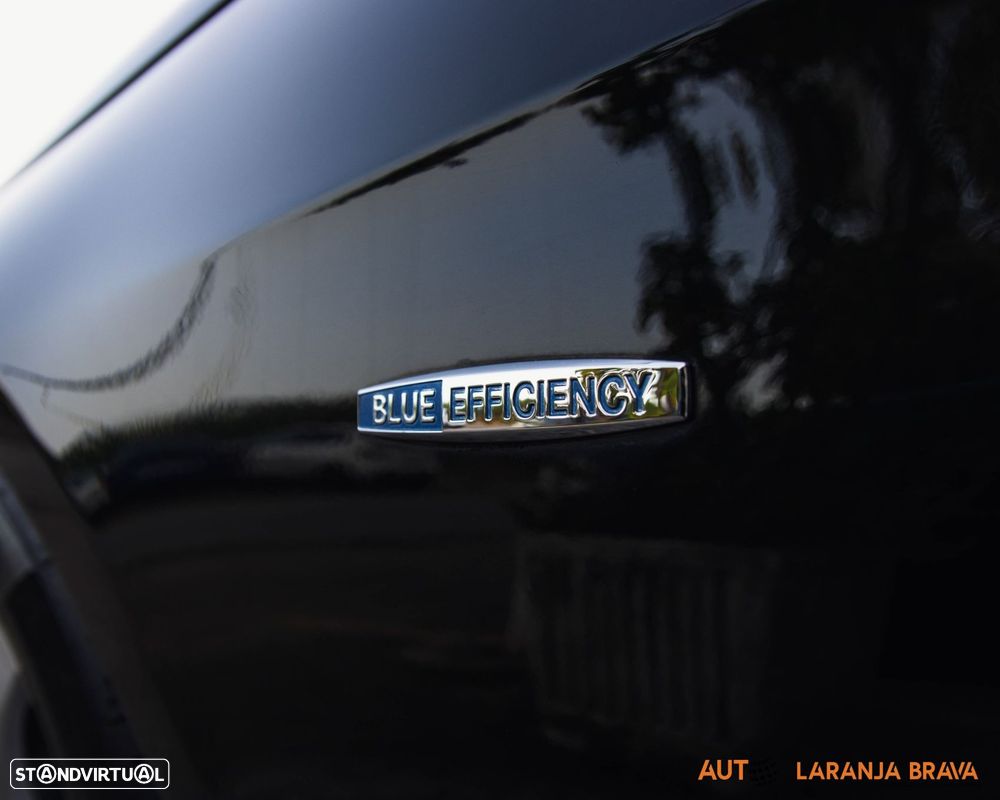 Mercedes-Benz E 250 CDi Avantgarde BlueEfficiency Auto. - 33