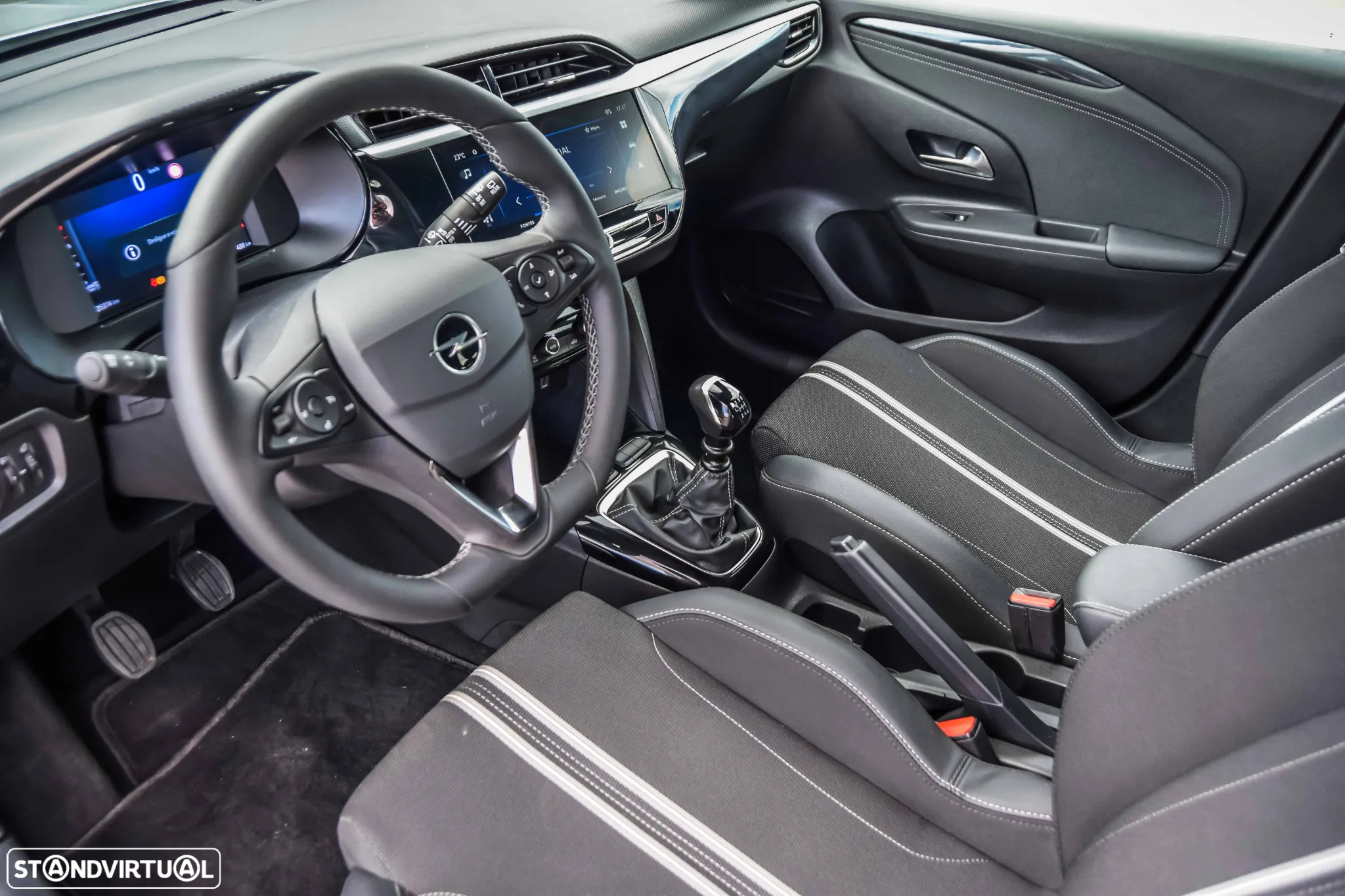 Opel Corsa 1.2 T GS - 11