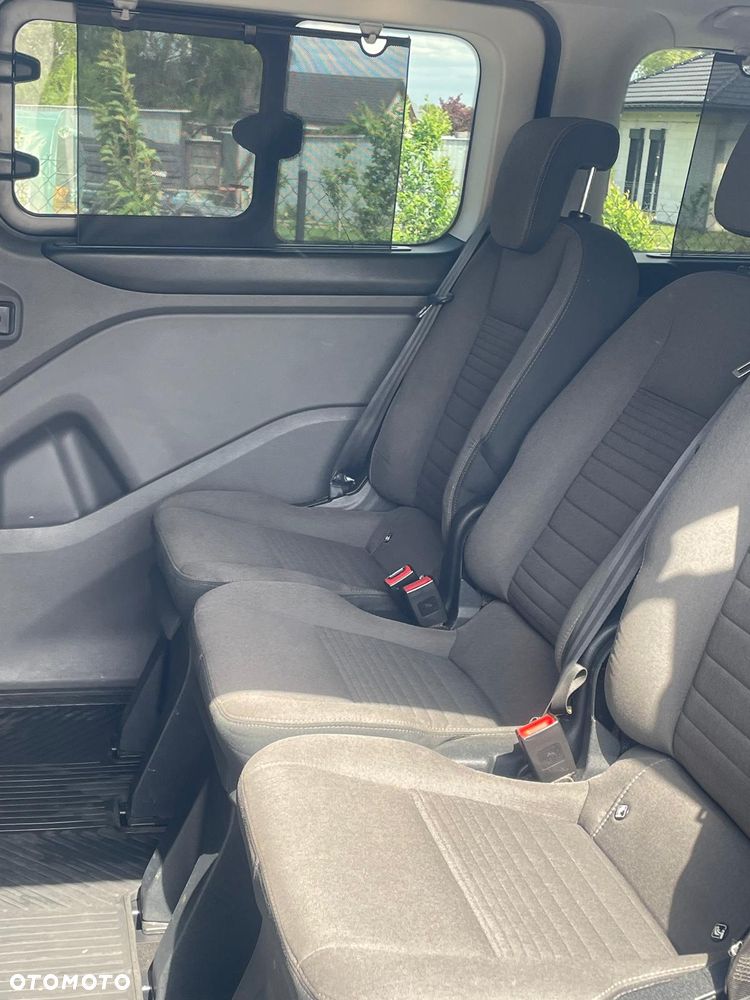 Ford Tourneo Custom 2.0 EcoBlue L2 Titanium - 8