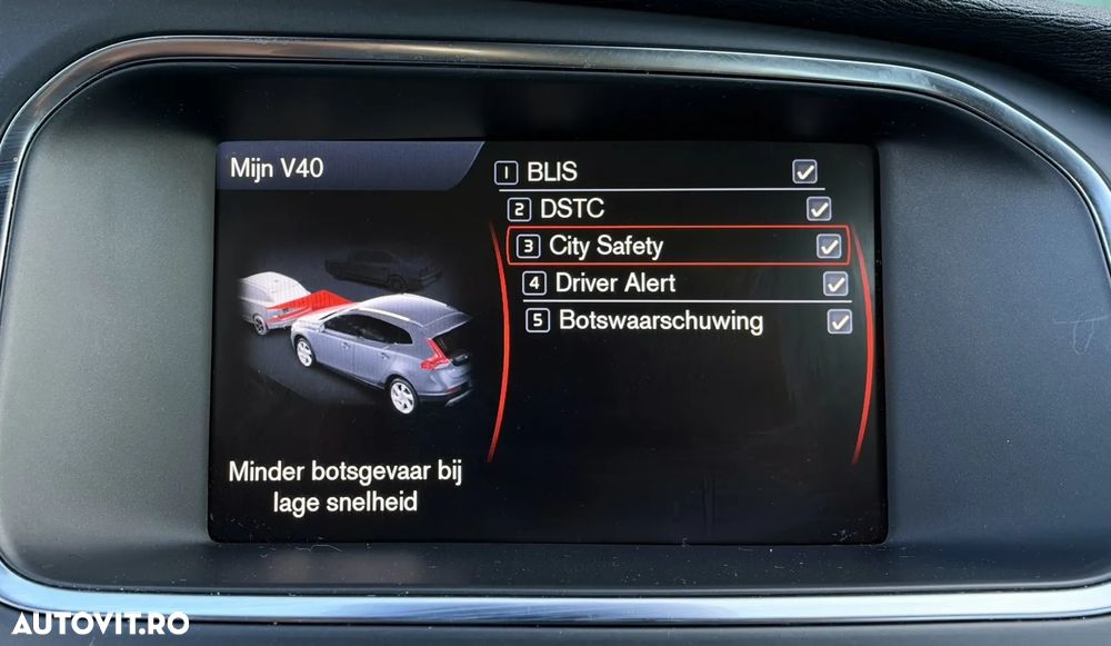 Volvo V40 - 32