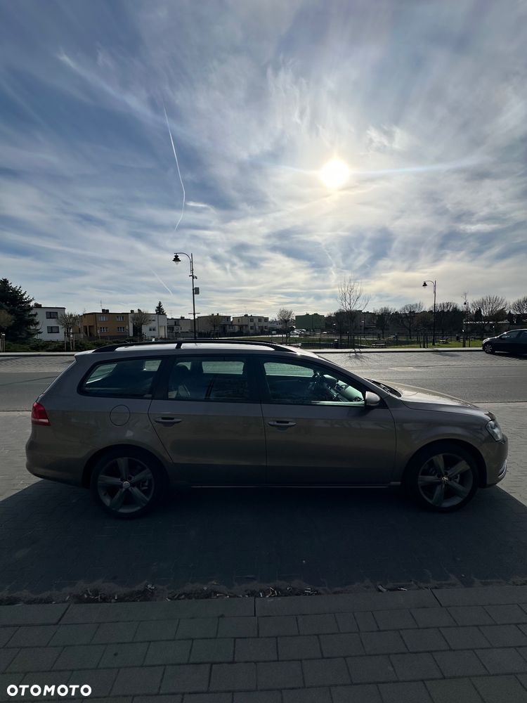 Volkswagen Passat 2.0 TDI Comfortline - 3