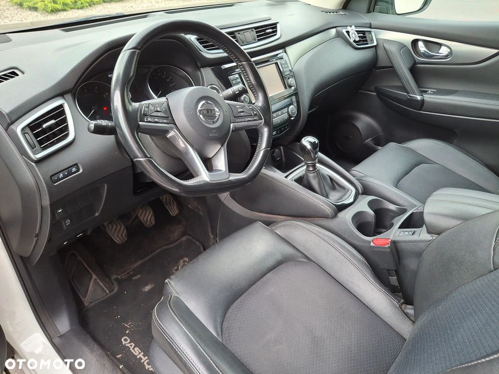 Nissan Qashqai 1.6 DIG-T N-Connecta - 15