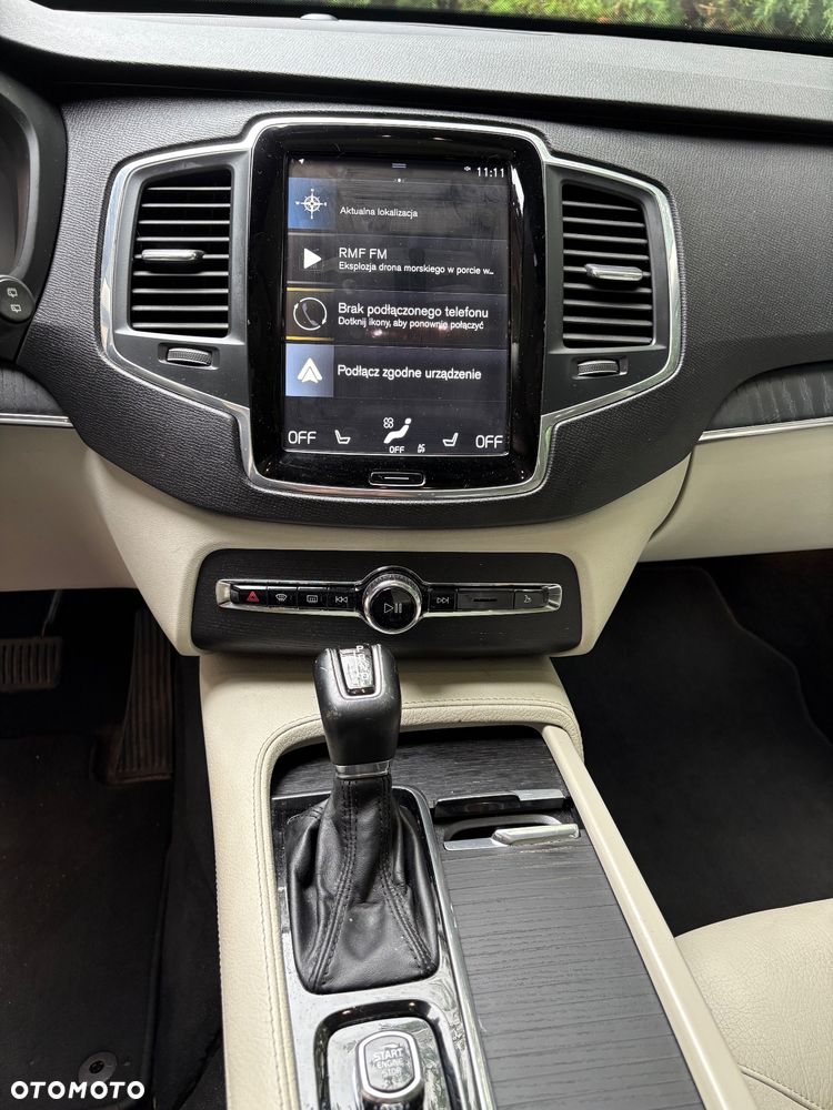 Volvo XC 90 - 7