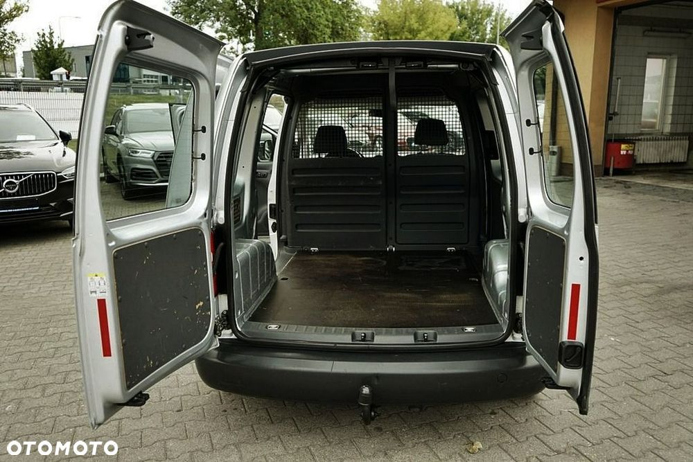 Volkswagen Caddy - 29