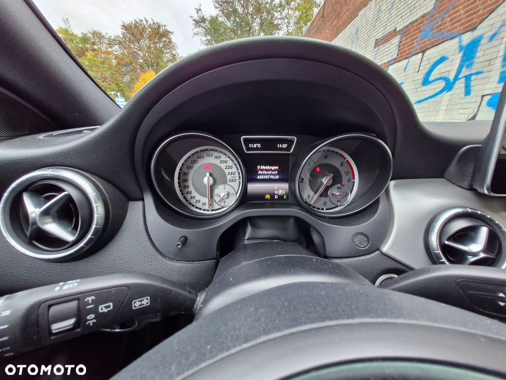 Mercedes-Benz CLA 220 (CDI) d Urban - 9