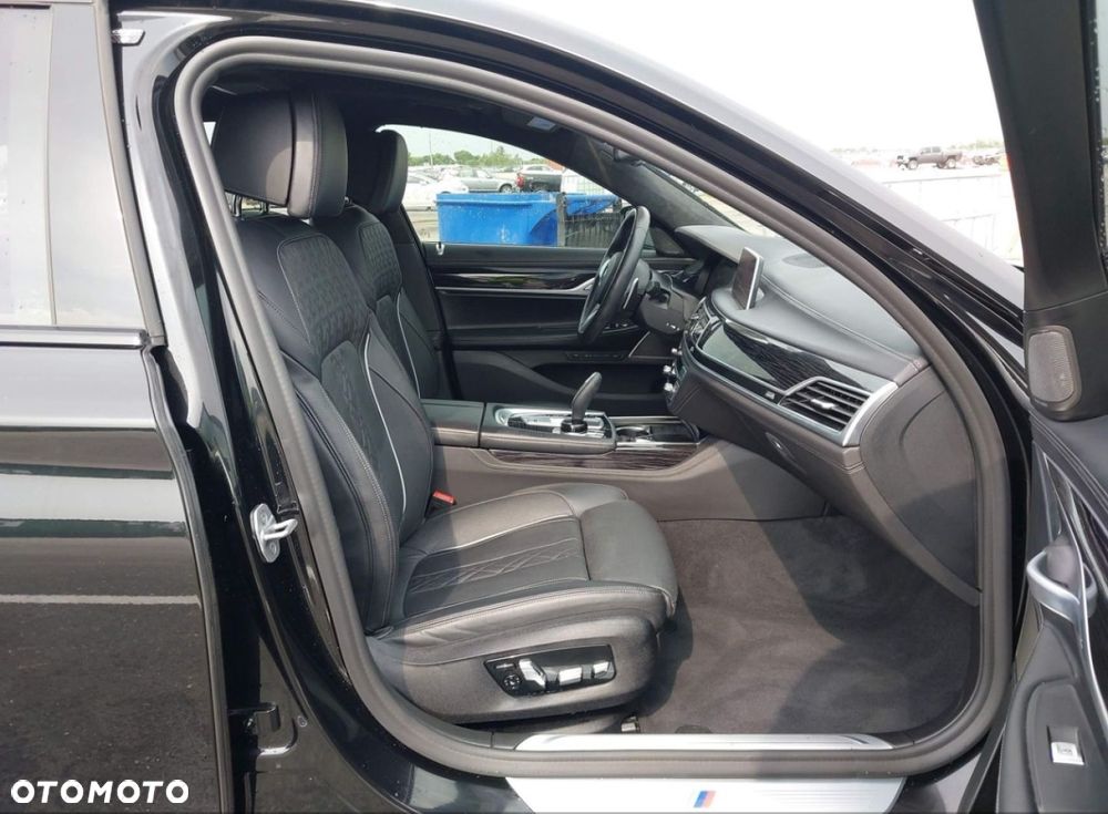 BMW Seria 7 - 9