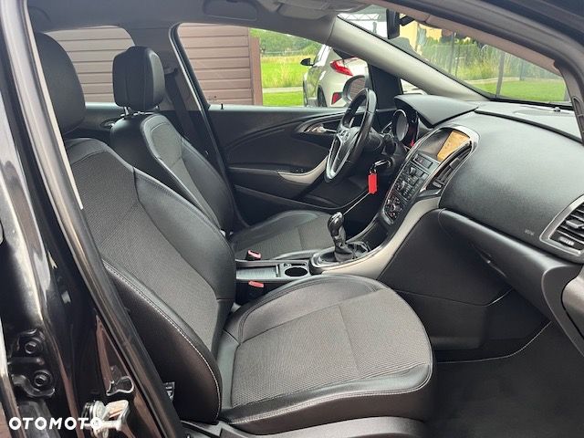 Opel Astra - 10