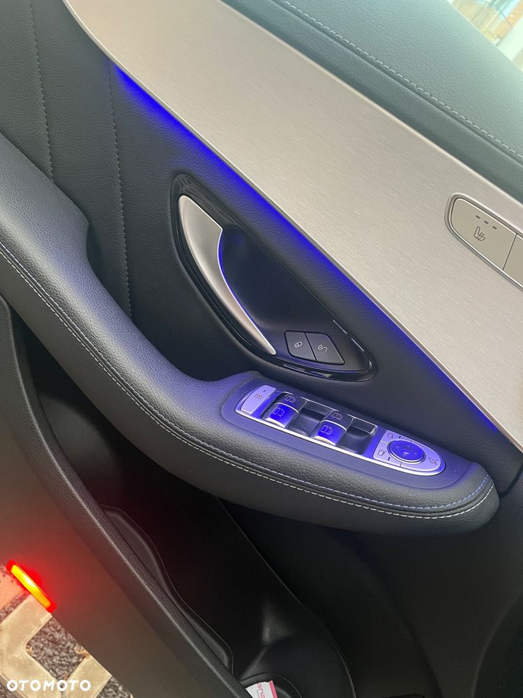 Mercedes-Benz Klasa C 220 d 9G-TRONIC AMG Line - 22