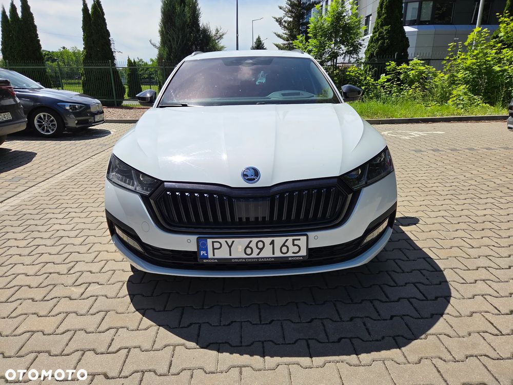 Skoda Octavia 2.0 TDI 4x4 Style DSG - 5